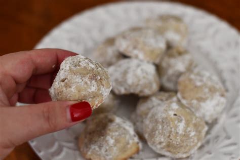 Keto Snowball Cookies for the Holidays | Sugar-Free …