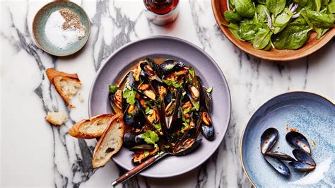 35 Mussels Recipes That Are Quick, Easy, and Elegant - Epicurious