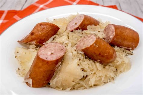Slow Cooker Kielbasa with Sauerkraut and Potatoes