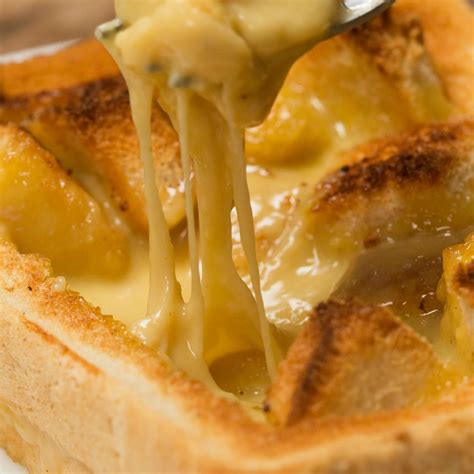 Boozy Cheese On Toast (Welsh Rarebit) Recipe by Tasty