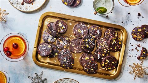 127 Best Christmas Cookies to Make Your Holidays …