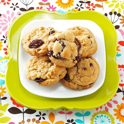 Mom's Soft Raisin Cookies Recipe: How to Make It