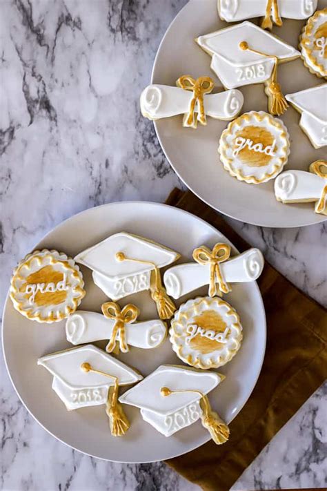 How to make Graduation Cookies - A Baker's House
