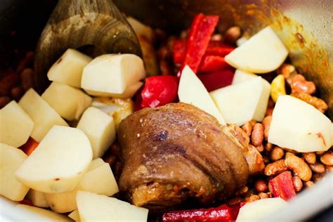 Instant Pot Puerto Rican Kidney Beans Recipe - Latina …