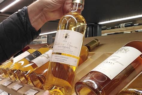 What Is Sauternes Wine and How Does It Taste?