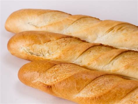 Crusty French Bread Recipe | CDKitchen.com
