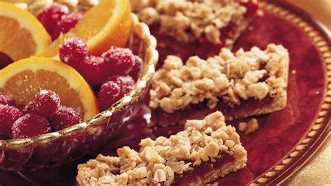 Cranberry Crumble Bars Recipe - BettyCrocker.com