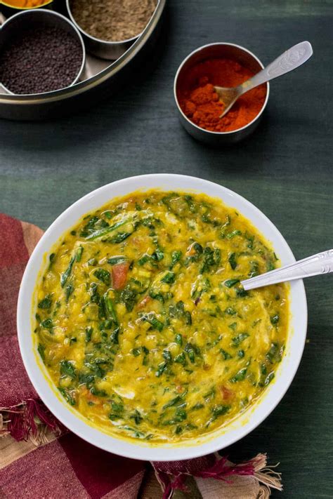 Delicious and Easy Spinach and Tomato Dal or Dal Palak …