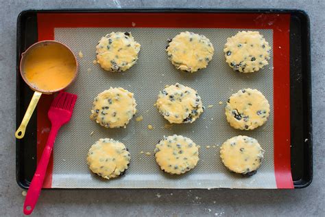 Making Scones: Tips and Troubleshooting Problems - The …