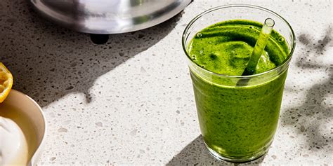 Recipes | Kale and Spinach Smoothie | Chobani®