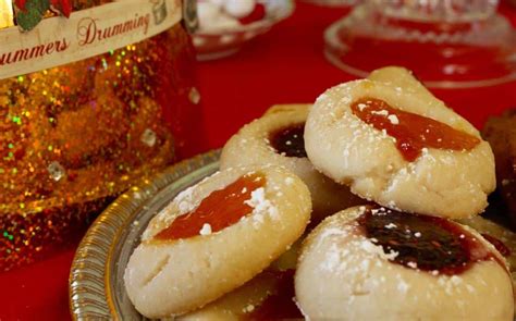 Russian Tea Cakes - Country at Heart Recipes