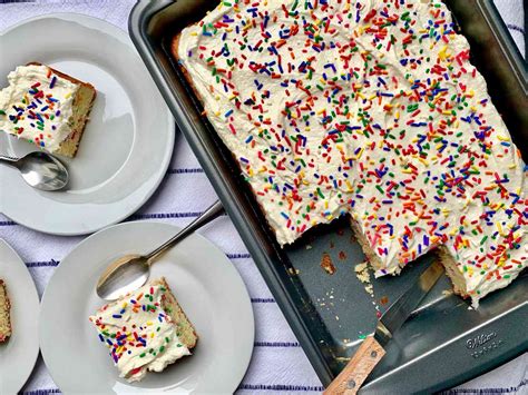 31 Party-Perfect Sheet Cake Recipes - Southern Living