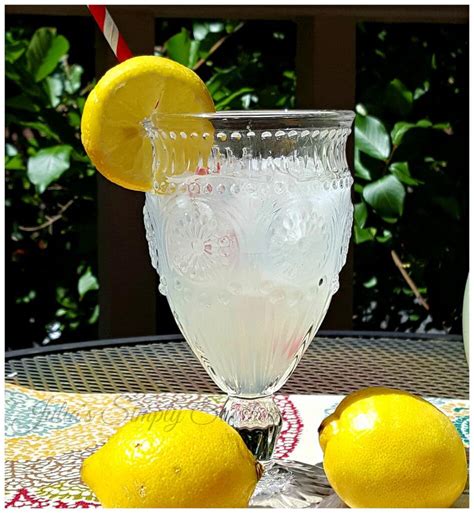 Fresh Squeezed Lemonade Recipe - Julias Simply Southern