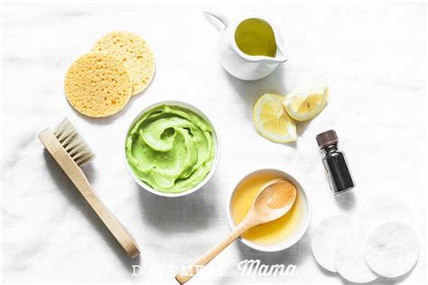 8 DIY Honey Facial Mask Recipes - Don't Mess with Mama