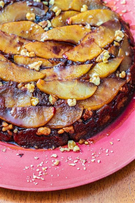 Caramel Apple Upside Down Cake - Sally's Baking …