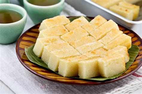 Kuih Bingka Ubi Kayu (Baked Tapioca Cake) - Roti n Rice