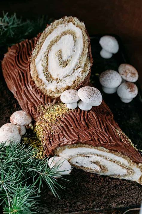 Yule Log Cake Recipe [Bûche de Noël] | Family Food Garden