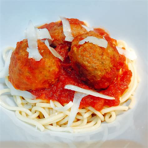 Spaghetti and Meatballs in the Instant Pot® Recipe