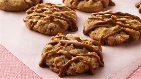 Maple-Nut Cookies with Maple Icing Recipe