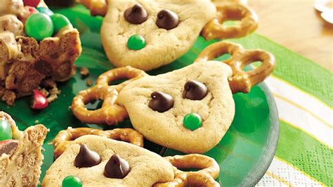 Peanut Butter Reindeer Cookies Recipe - BettyCrocker.com