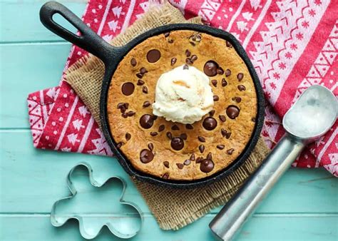 Paleo Gingerbread Chocolate Chip Skillet Cookie Fit