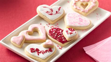 Sweet Heart Cutout Sugar Cookies Recipe - Pillsbury.com