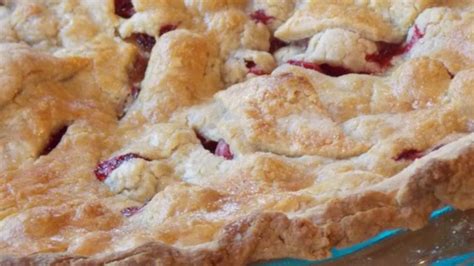 Mom's Cranberry Apple Pie - Allrecipes