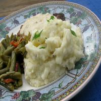 (CHIVE) GOAT CHEESE MASHED POTATOES