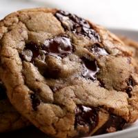 THE BEST CHEWY CHOCOLATE CHIP COOKIES RECIPE BY TASTY