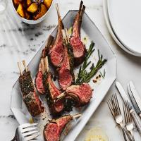 RACK OF LAMB WITH GARLIC AND HERBS