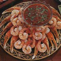 SHRIMP AND CRAB WITH COCKTAIL SALSA