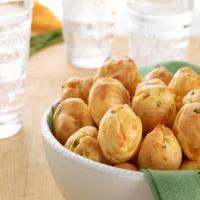CHIVE AND CHEDDAR CHEESE PUFFS